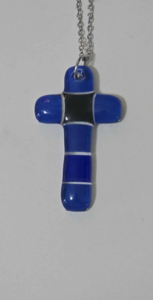 EXCLUSIVE: Sapphire Light Cross