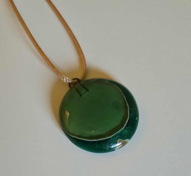 Emerald Drift Pendant