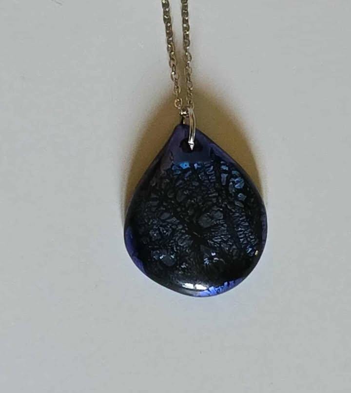 Midnight Veil Teardrop Pendant